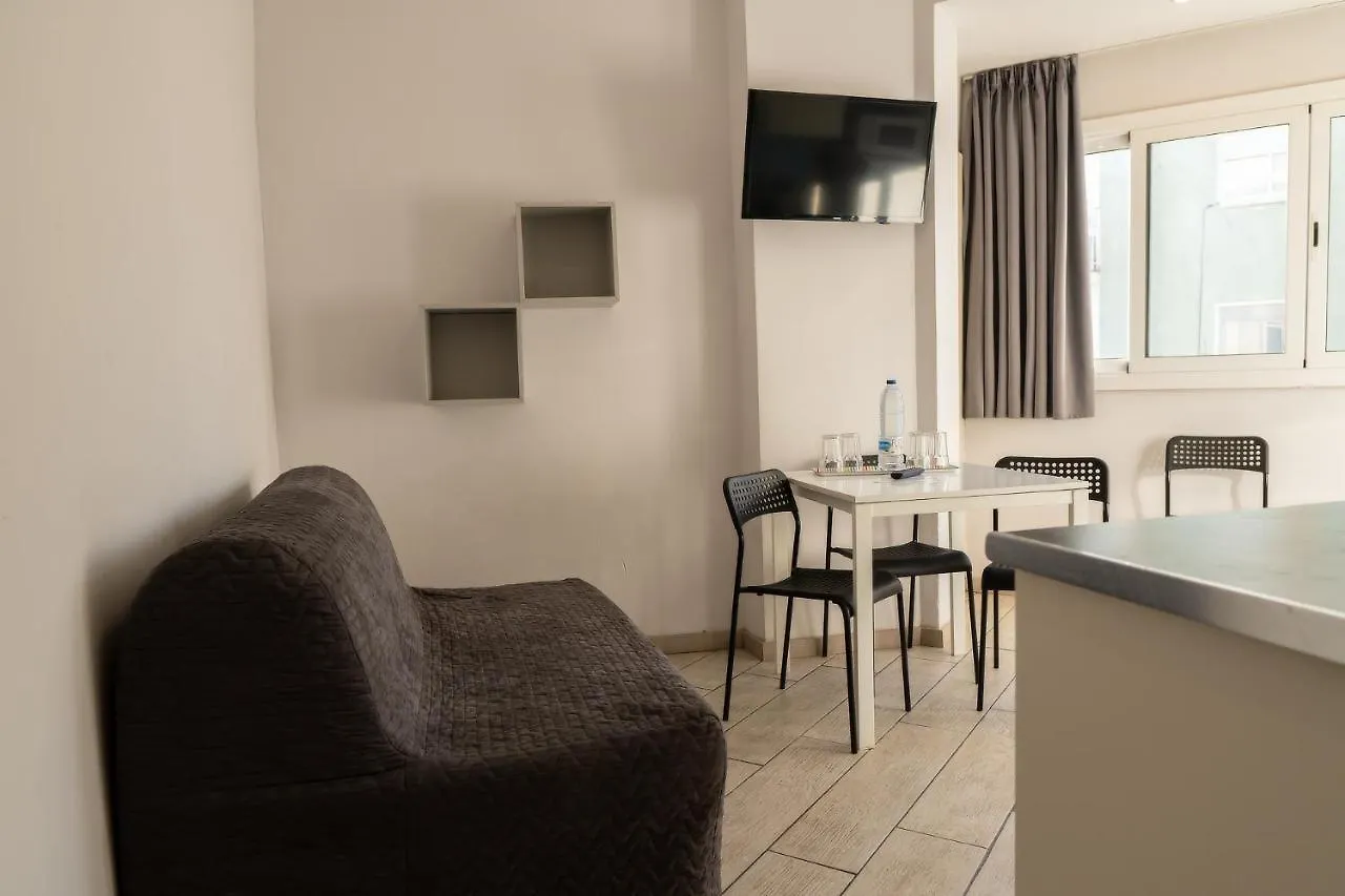 Apartamentos Comfort Calella 3*,