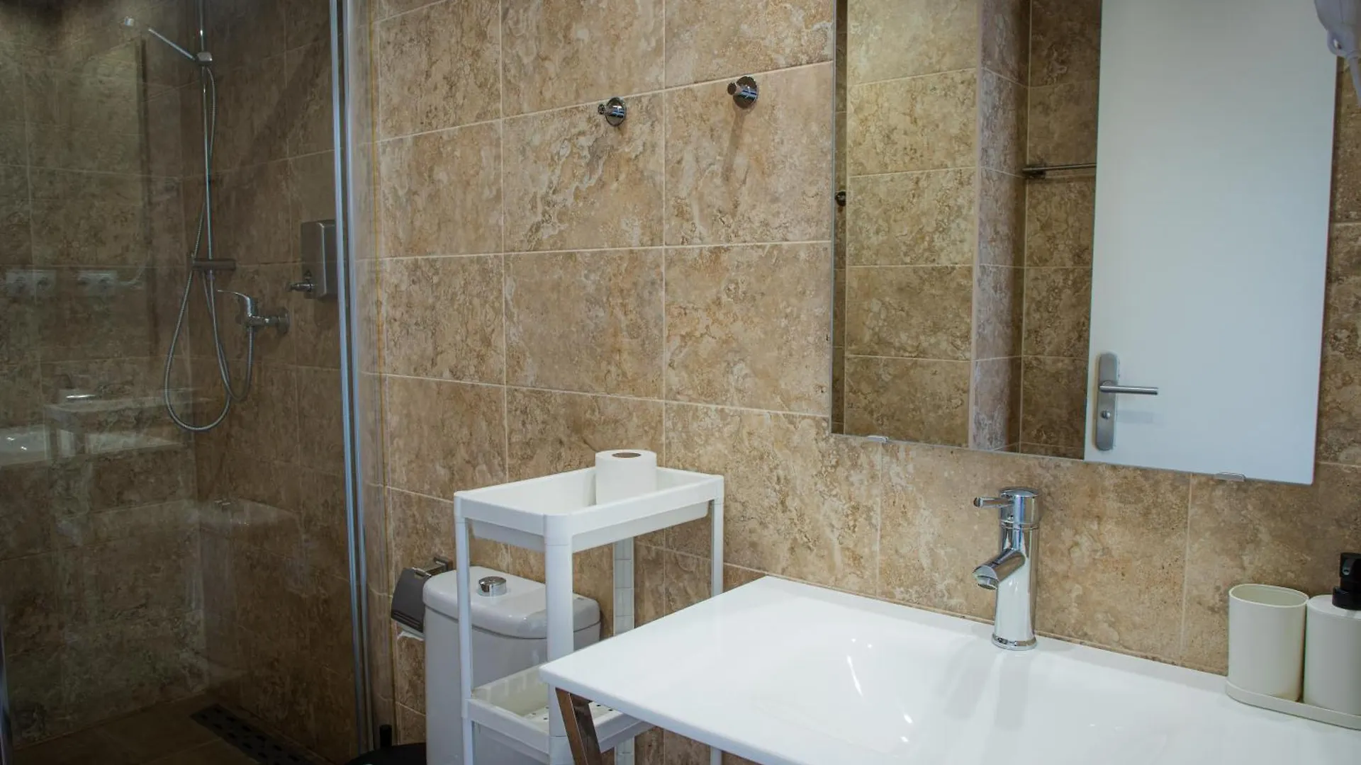 Apartamentos Comfort Calella Aparthotel