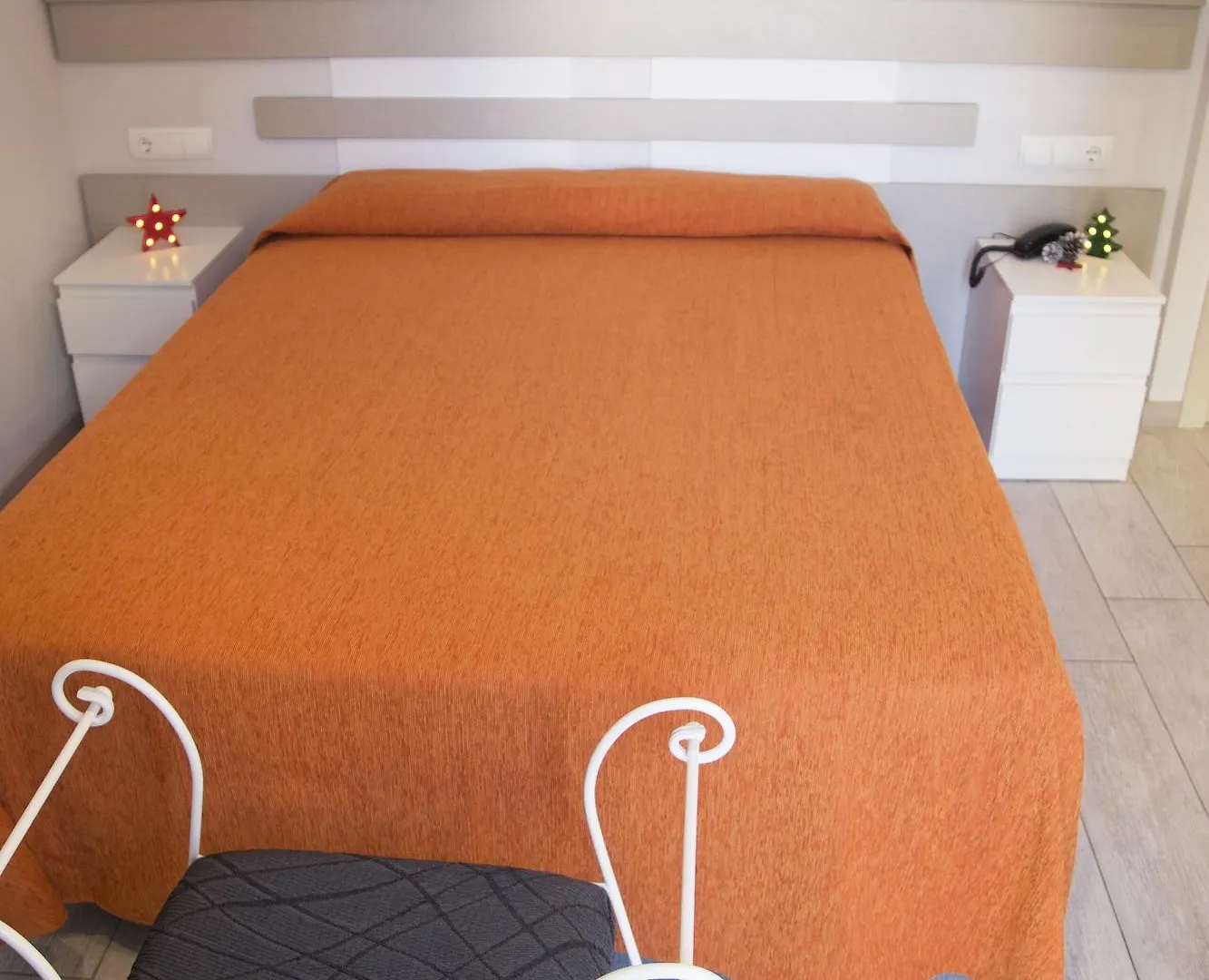 Apartamentos Comfort カレーリャ アパートホテル