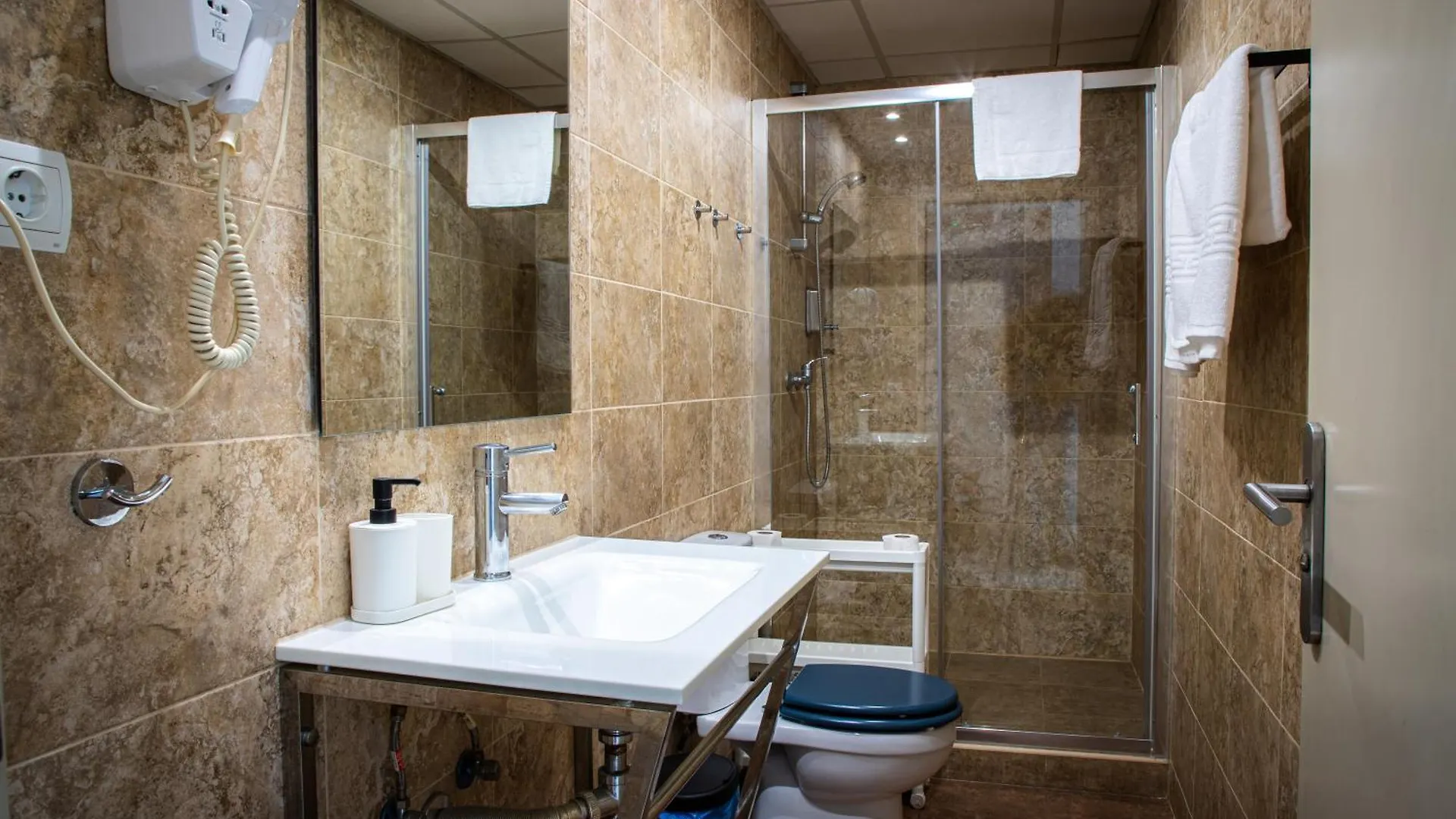 Apartamentos Comfort Calella Appart hôtel