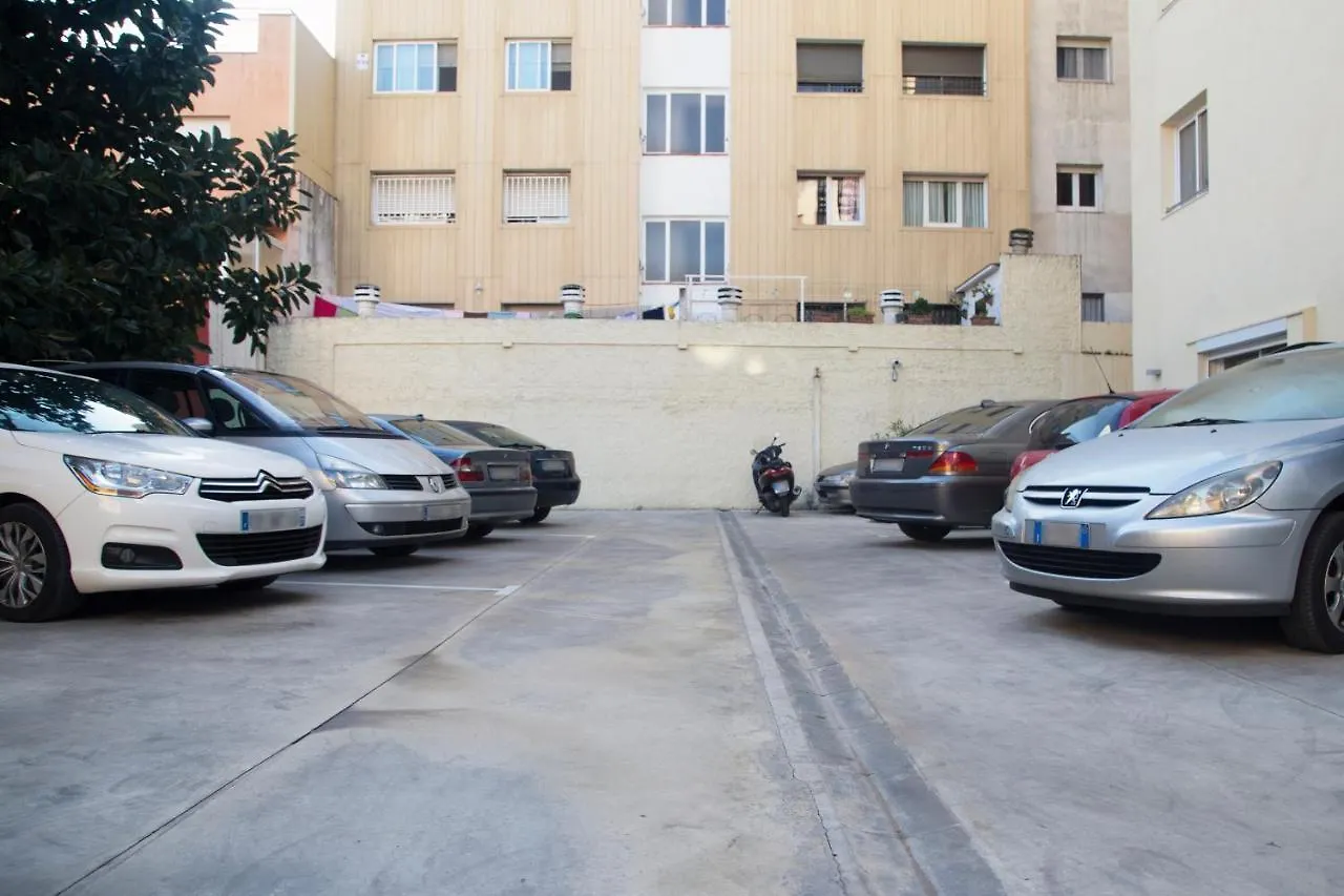 Apartamentos Comfort Calella 3*,